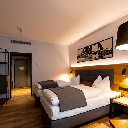 Hotel Mk 4*